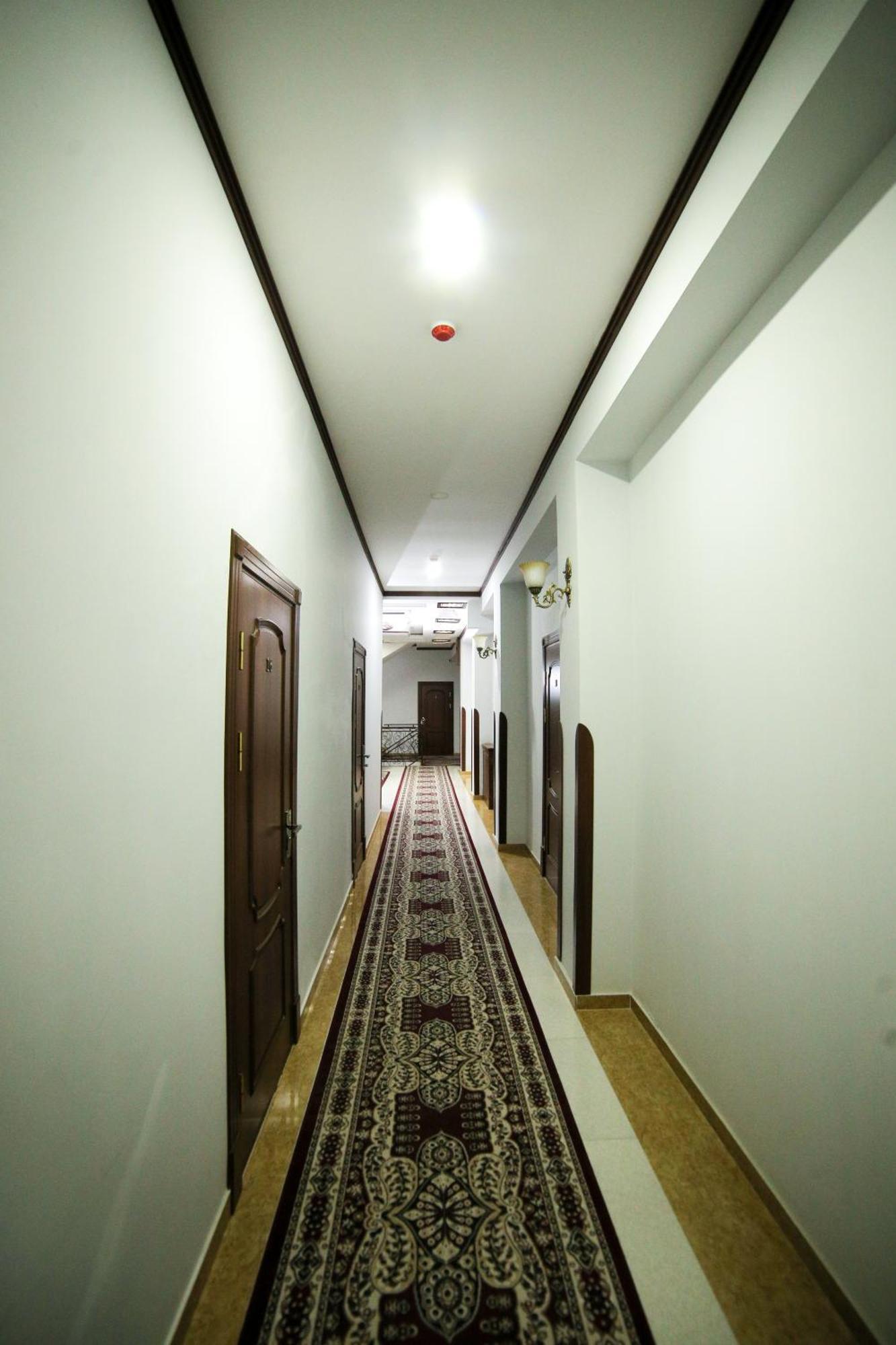 Sarbon Hotel Khiva Exterior foto