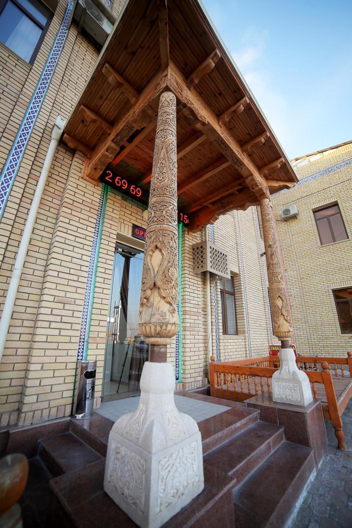 Sarbon Hotel Khiva Exterior foto